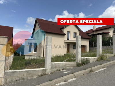 Casă individuală de vânzare – 160 mp utili, la intrare în Chinteni