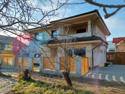 Casa Individuala, 160 mp utili, 6 camere, zona linistita, Baciu