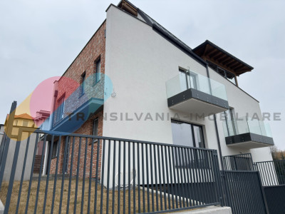 Duplex modern 150 Mp, finisat cu garaj și terasă spațioasă de 30 mp, în Făget