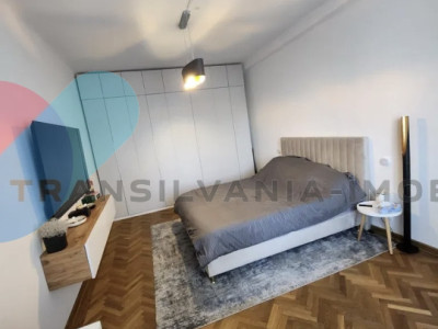 Apartament 2 camere ultracentral | 50mp | Parcare inclusă | Pet friendly