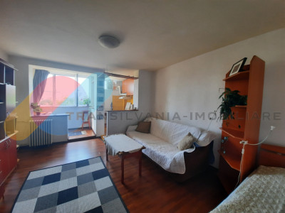 Garsoniera de inchiriat , 28 mp , zona Gheorghieni