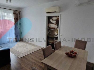 Apartament 55mp,  3 camere cu balcon și parcare – Mărăști