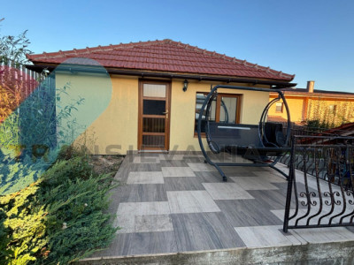 Garsonieră 25 mp cu terasă și parcare | mini-căsuță într-o curte comună