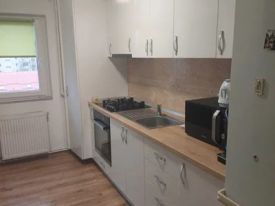 Apartament cu 3 camere zona centrală Turda