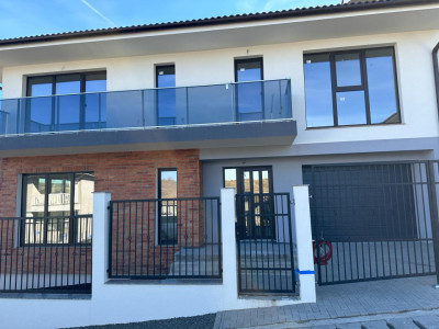 Duplex Spațios Cu Priveliște Superbă În Chinteni