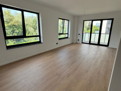 Apartament 56.50 mp + balcon 10 mp, Finisat, zona semicentrala