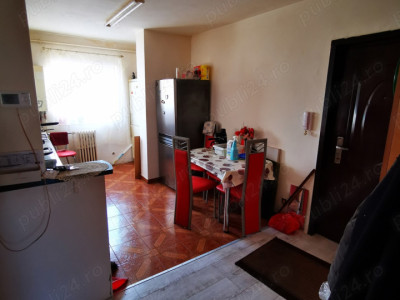 Apartamen cu 3 camere in Zorilor