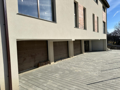 Oferta! 2 Unitati Duplex, 120 Mp Utili, Cu 2 Garaje