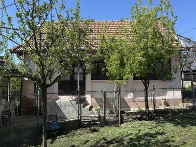 Casă + teren 1105 mp în Cojocna, aproape de băile sărate, la 16 km de Cluj