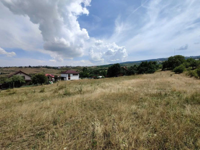 Teren intravilan 647 mp de vânzare în Borhanci – zonă de urbanizare, PUZ în curs