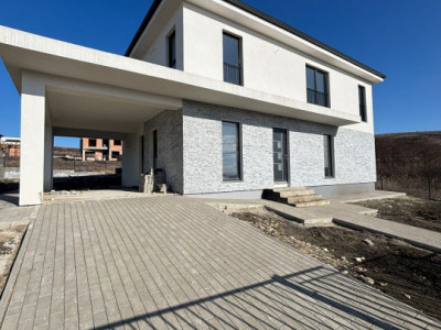 Casa individuala, 120 mp utili, 5 camere, la intrare Chinteni
