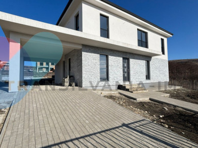 Casa individuala, 120 mp utili, 5 camere, la intrare Chinteni