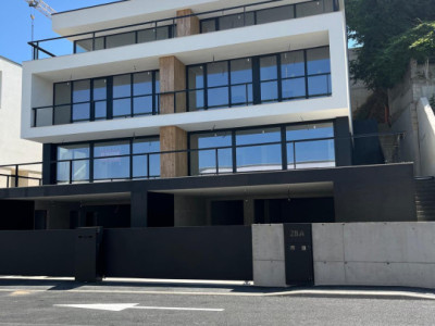 Unitate Duplex | 180mp | 4 Camere | Terase si Curte 100mp | Europa