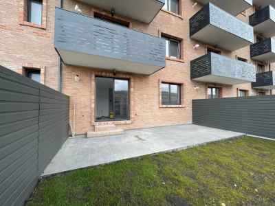 Apartament cu grădină și terasă, 42 mp utili – Beta Residence, Valea Chintăului